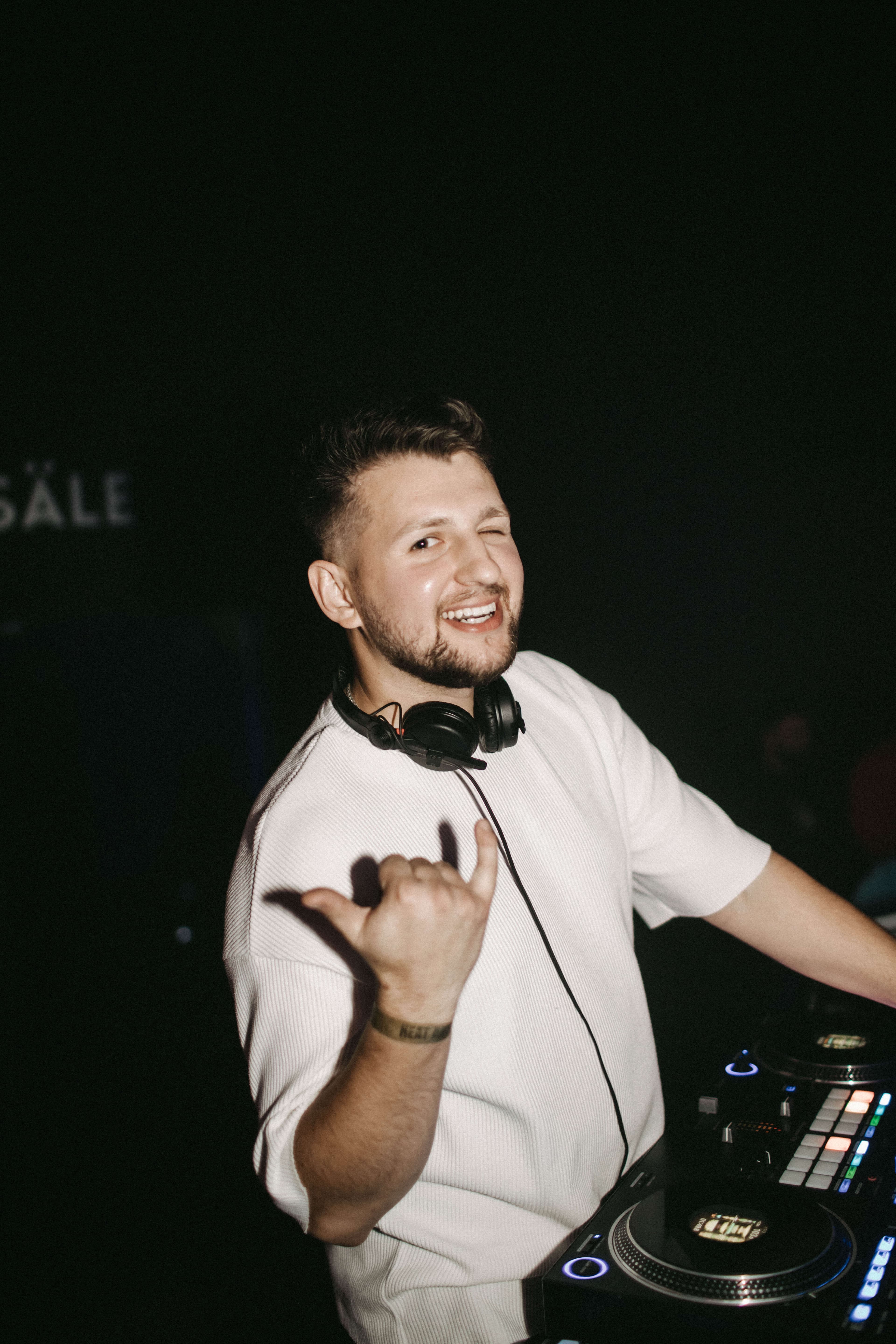 DJ VICLE bei einer Veranstaltung in Bremen